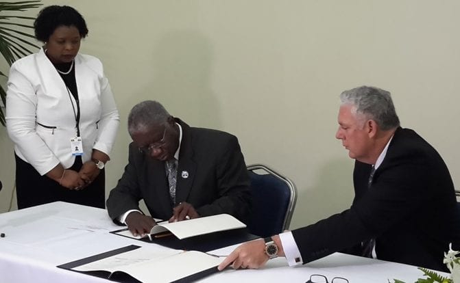 Prime Minister Signs Maritime Boundaries Agreement