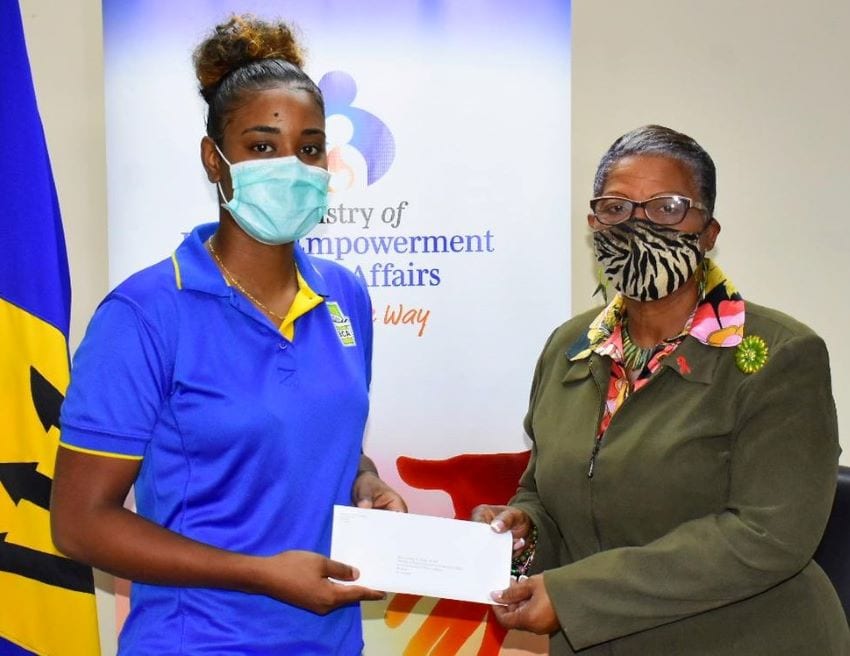 Women Cricketers Donate Food Vouchers