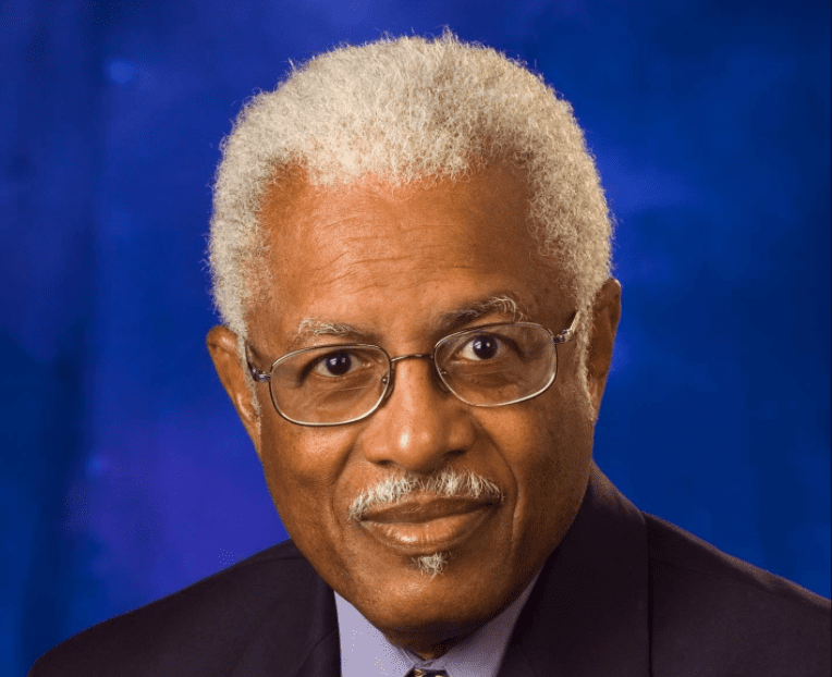 Central Bank Pays Tribute To Sir Courtney Blackman