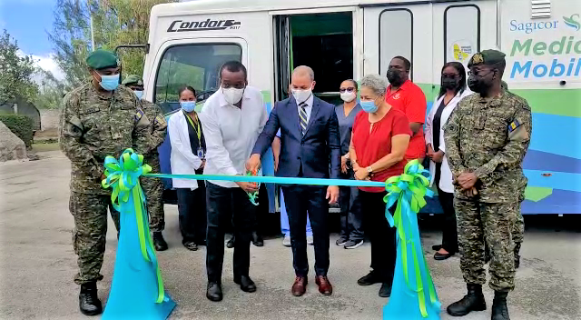 Health Ministry Receives Mobile Medical Unit