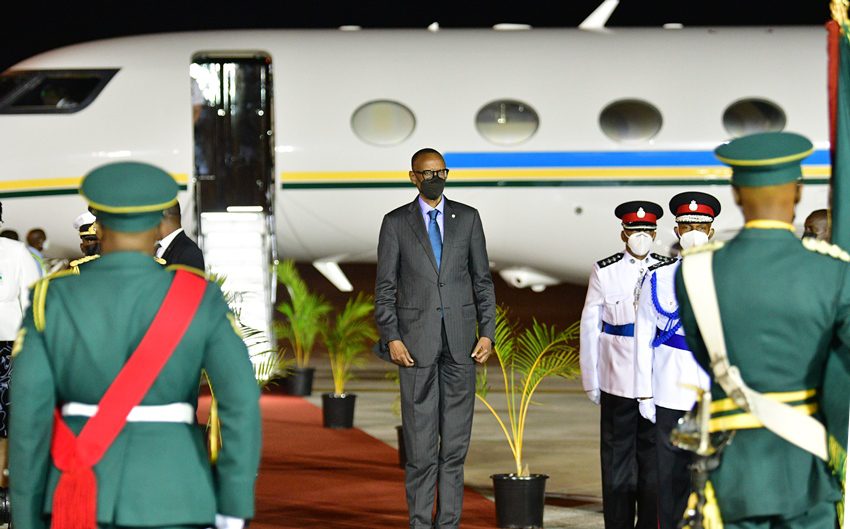 Rwanda’s President Kagame Arrives In Barbados