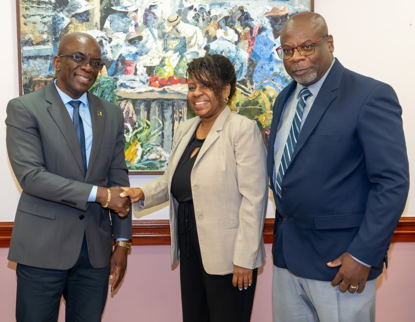 Barbados Discusses Enhancing Sports & Culture With Cuba